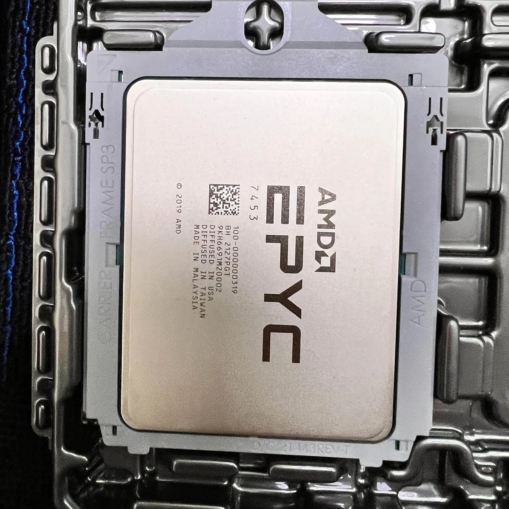 Amd Epyc 7453 2