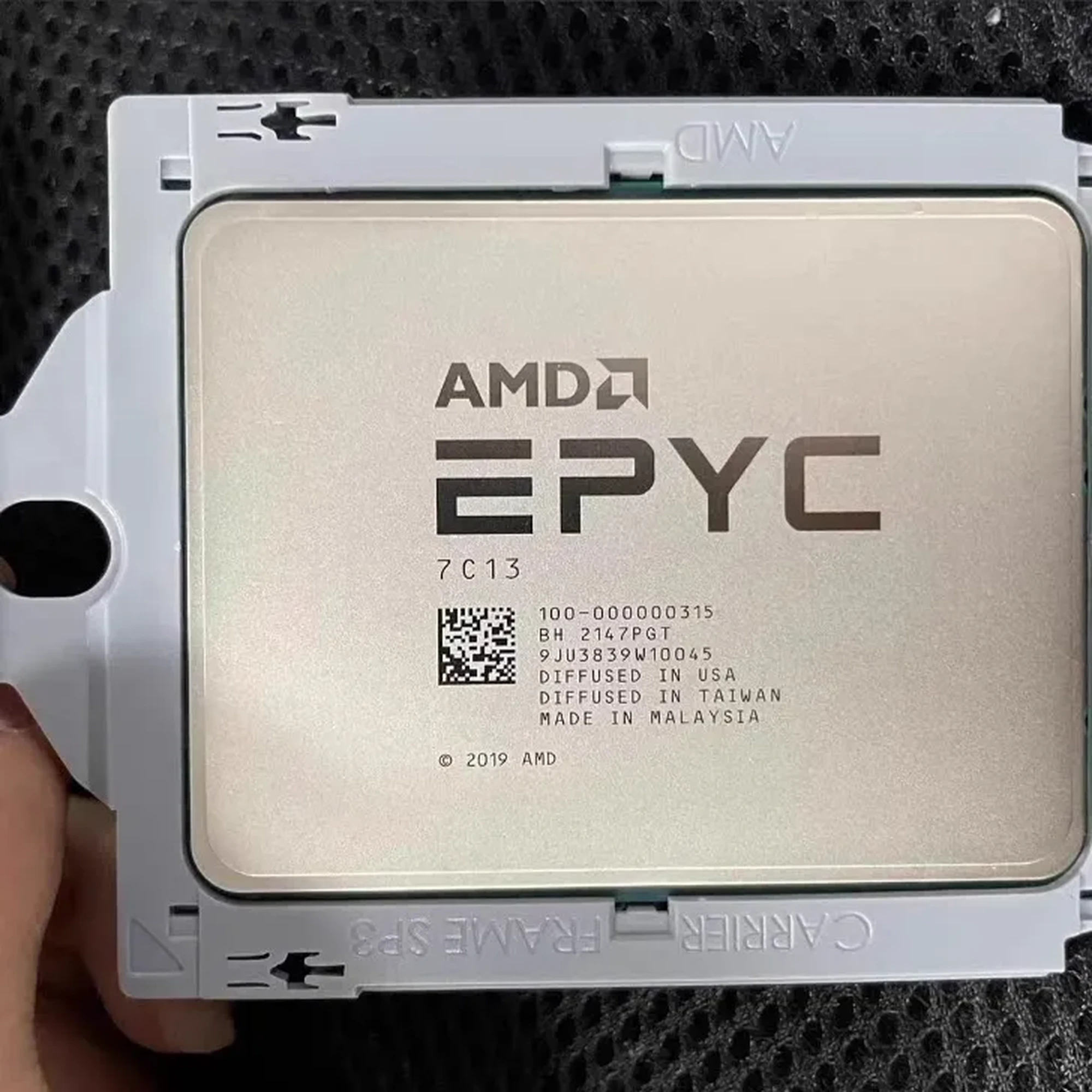 Amd Epyc 7c13