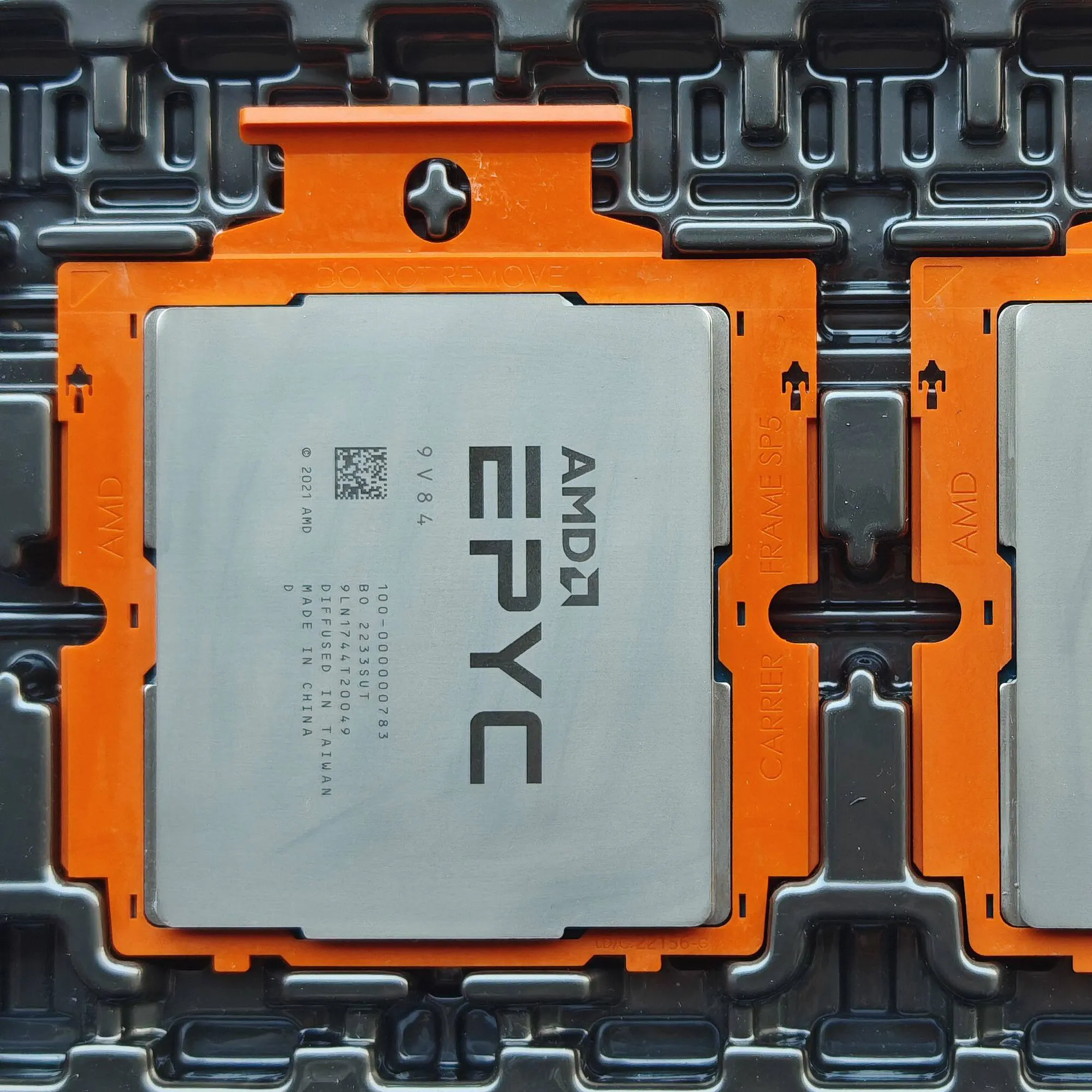 Amd Epyc 9v84 Front 1