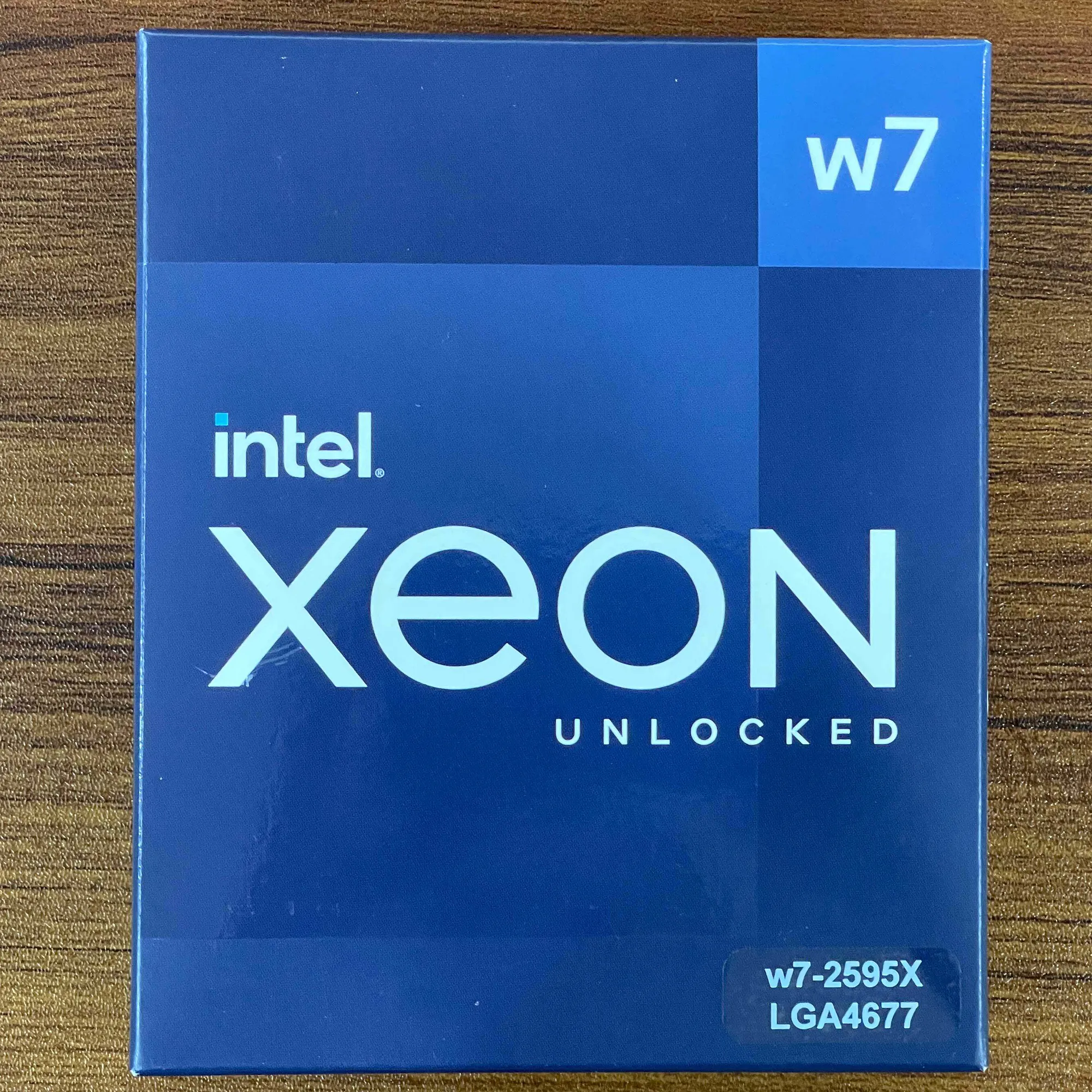 Xeon Workstation W Series W7 2595x